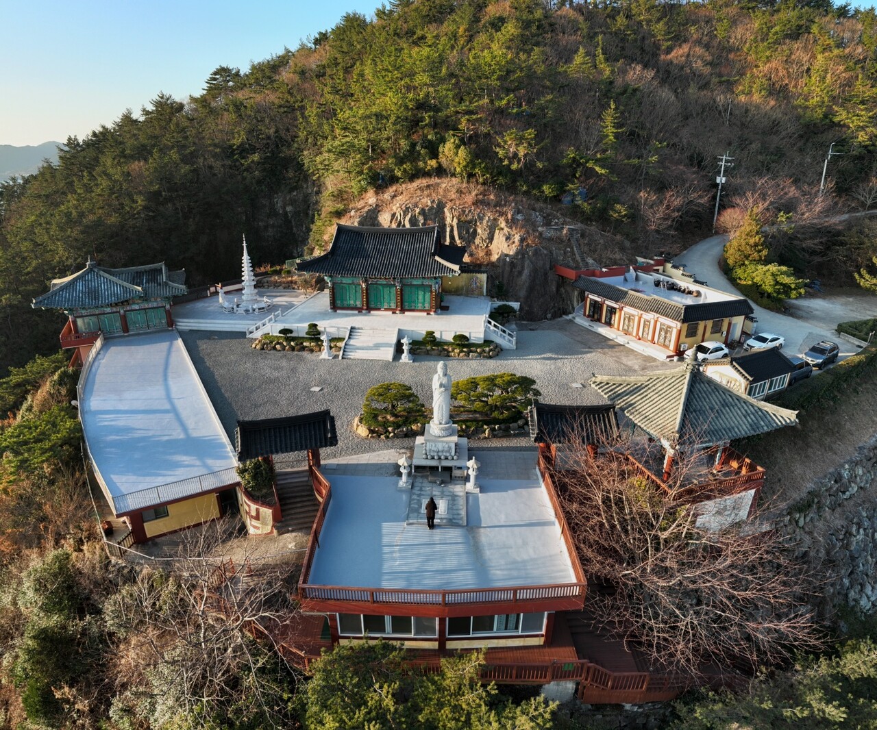 여수 돌산 용월사의 새해 일출, 또 다른 '향일(向日)'